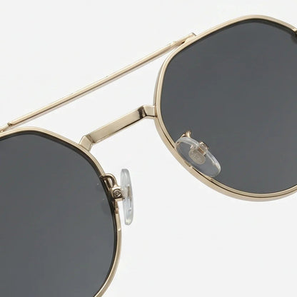 CÉLOR – Gold / Black