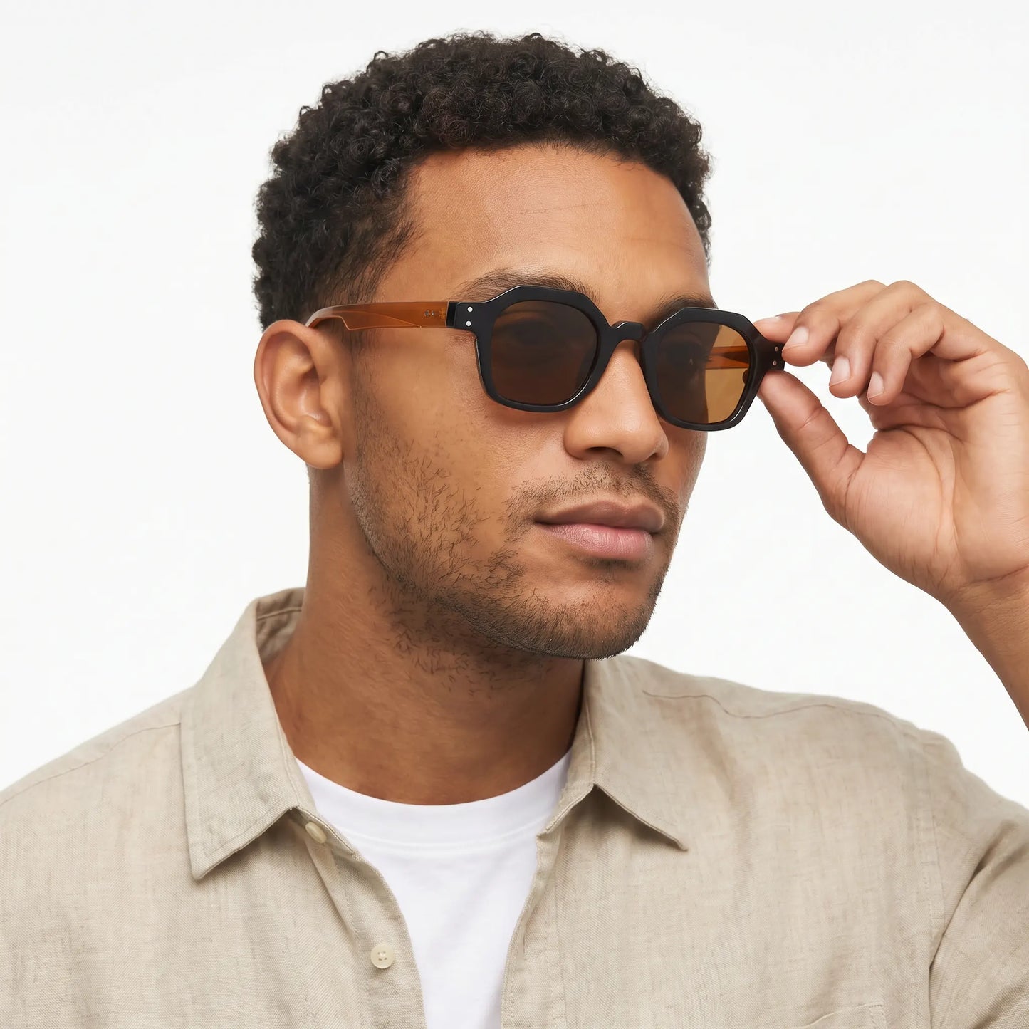 MAREL – Black / Amber