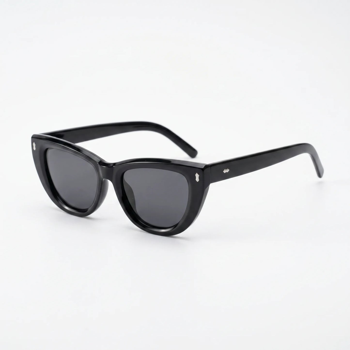 PELIA - Black